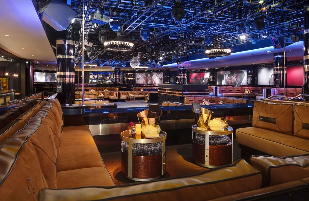 Chateau Nightclub & Rooftop - Rooftop bar in Las Vegas